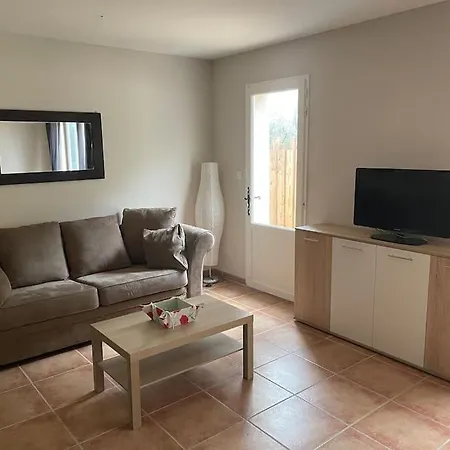 Chez Laura Pres Du Pont D'arc * 萨拉瓦斯